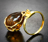 Золотое кольцо с мобильно-закрепленным бриолетом цитрина 23,72 карата