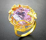 Золотое кольцо с безупречным «неоновым» кунцитом 15,93 карата и бриллиантами