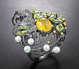 Серебряное кольцо с желтым сапфиром 2,29 карата, перидотами, жемчугом и диопсидами