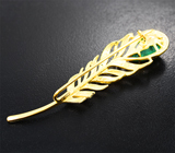 Крупная золотая брошь с уральскими изумрудами высоких характеристик 2,21 карата и бриллиантами Золото