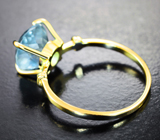 Золотое кольцо с насыщенным аквамарином 2,72 карата