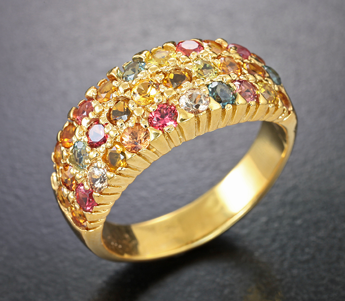 Праздничное серебряное кольцо с разноцветными сапфирами