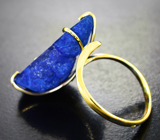 Золотое кольцо с крупным пронзительно-синим азуритом 19,85 карата и синим сапфиром