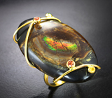 Крупное золотое кольцо с необычным аммолитом 43,95 карата, цаворитом, желтым и оранжевыми сапфирами