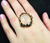 Серебряное кольцо с розовым кварцем 19,76 карата и родолитами Серебро 925