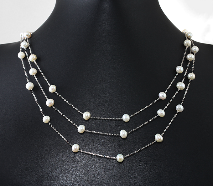 Серебряное колье с жемчугом