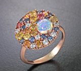 Праздничное cеребряное кольцо с кристаллическим эфиопским опалом и разноцветными сапфирами