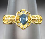 Золотое кольцо с на редкость насыщенным уральским александритом цвета морской волны 0,29 карата