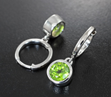 Чудесные серебряные серьги с перидотами Серебро 925