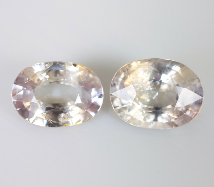 Без облагораживания! Пара желто-зеленых сапфиров 4,63 карата