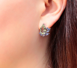 Превосходные серебряные серьги с зелеными аметистами и танзанитами Серебро 925