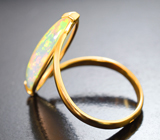 Золотое кольцо с ярким, редкой формы кристаллическим эфиопским опалом 2,53 карата Золото