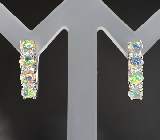 Замечательные серебряные серьги с кристаллическими эфиопскими опалами