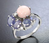 Серебряное кольцо с перуанским розовым опалом и танзанитами