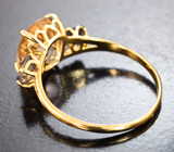Золотое кольцо с персиковым морганитом 2,64 карата и шпинелями высокой чистоты