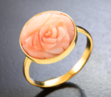 Золотое кольцо с резным solid кораллом 4,6 карата