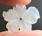 Резной халцедон 4,37 карата 