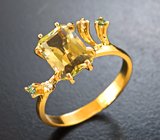 Золотое кольцо с чистейшим диаспором 2,85 карата, гранатами со сменой цвета и бриллиантами Золото