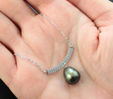 Серебряное колье с цветным жемчугом