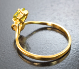 Золотое кольцо с редким желтовато-зеленым хризобериллом 0,92 карата