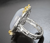 Серебряное кольцо с халцедоном 30,05 карата, аметистами и альмандином гранатом