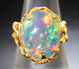 Золотое кольцо сярким полупрозрачным эфиопским опалом 8,29 карата и бриллиантами Золото