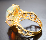 Золотое кольцо сярким полупрозрачным эфиопским опалом 8,29 карата и бриллиантами Золото