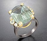 Серебряное кольцо с зеленым аметистом авторской огранки 15,92 карата и голубыми топазами
