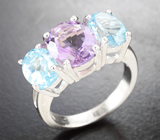Яркое серебряное кольцо с аметистом и голубыми топазами