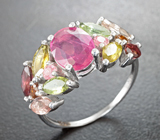 Праздничное серебряное кольцо с пурпурно-розовым сапфиром и разноцветными турмалинами Серебро 925