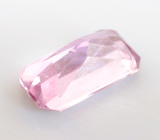Розовато-пурпурный диаспор 0,88 карата