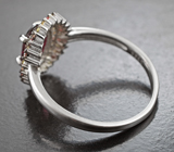 Праздничное серебряное кольцо с родолитом и сапфирами