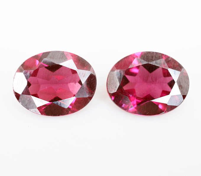 Пара родолитов 4,01 карата