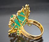 Авторское золотое кольцо «Изумрудный фейерверк» с уральскими изумрудами 12,61 карата и бриллиантами