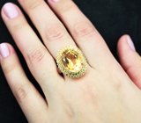 Роскошное серебряное кольцо с крупным цитрином и желтыми сапфирами Серебро 925