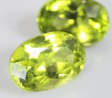 Пара ярких перидотов 7,1 карата