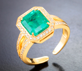 Золотое кольцо с ярким уральским изумрудом высоких характеристик 3,45 карата и 70 бриллиантами Золото