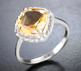 Стильное серебряное кольцо с цитрином