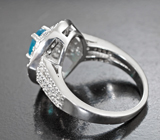 Яркое серебряное кольцо с «неоновым» апатитом