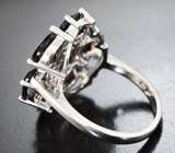 Эффектное серебряное кольцо с дымчатым кварцем