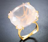 Золотое кольцо с крупным розовым кварцем авторской огранки 31,97 карата Золото