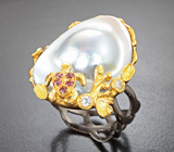 Серебряное кольцо с жемчужиной Mabe и родолитами