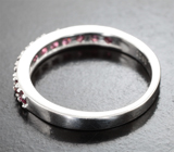 Изящное серебряное кольцо с родолитами Серебро 925