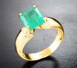 Золотое кольцо с крупным "неоновым" уральским изумрудом 2,67 карата и бриллиантами