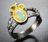 Серебряное кольцо с кристаллическим эфиопским опалом и перидотом