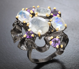 Серебряное кольцо с ограненным лунным камнем и аметистами