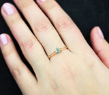 Золотое кольцо с чистейшим уральским александритом цвета морской волны 0,21 карата Золото