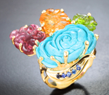 Золотое кольцо с пронзительно-голубой резной бирюзой 10,17 карата, яркими разноцветными турмалинами и синими сапфирами