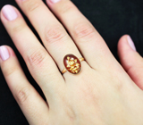 Золотое кольцо с резным янтарем 2,35 карата Золото