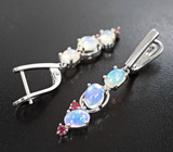 Превосходные серебряные серьги с кристаллическими эфиопскими опалами и рубинами Серебро 925